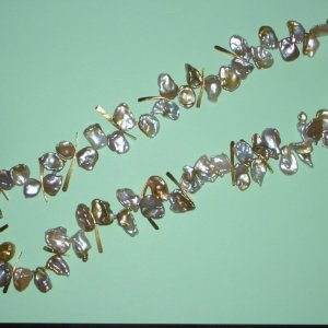 Keshi Perlen, goldplattierte Zwischenteile