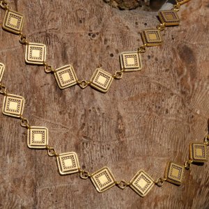 Keramik, Gold 900/000